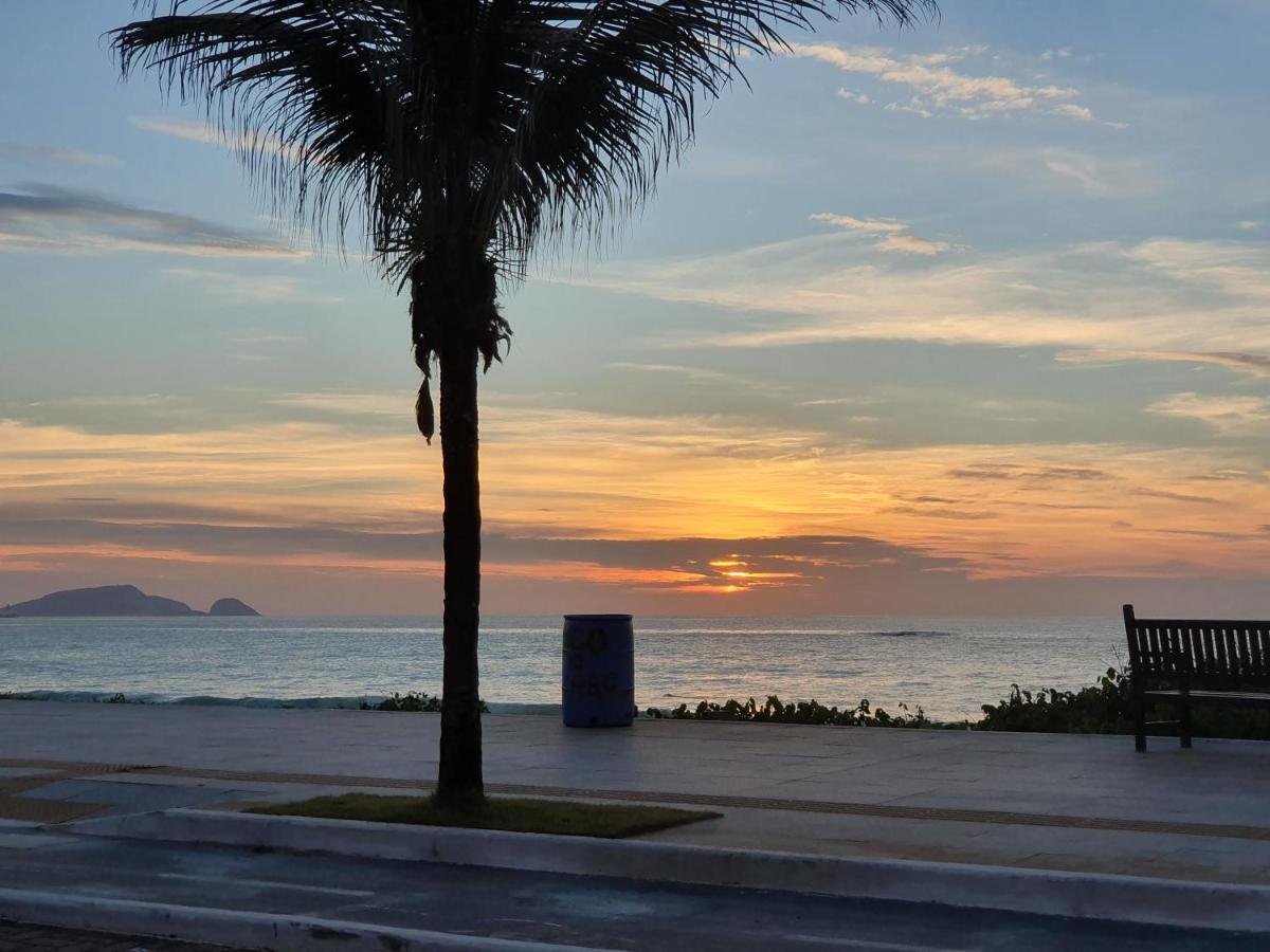 Pousada Solar Dos Cavaleiros Mendes Macae Bagian luar foto